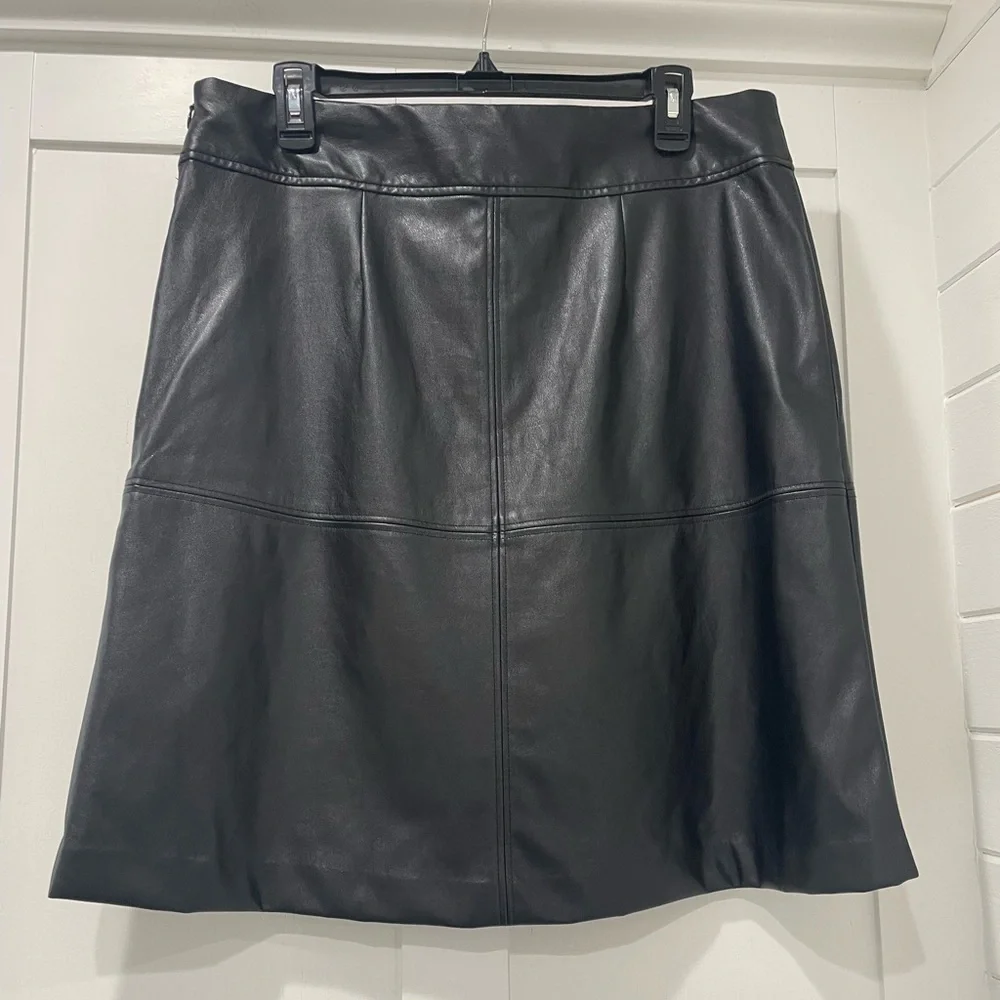Alfani Faux Leather Skirt Size‎ 10